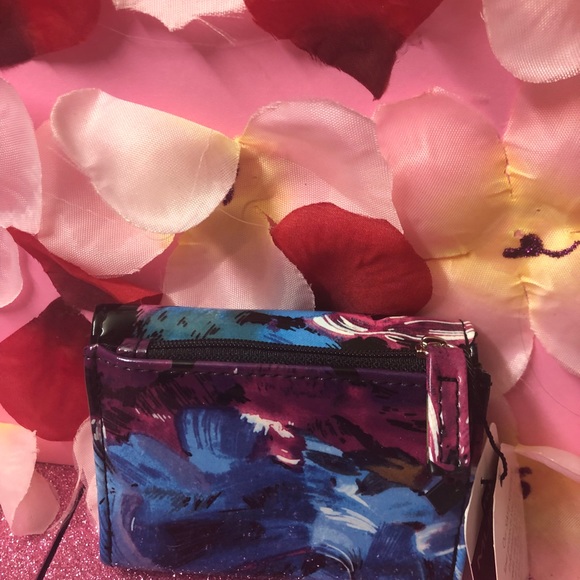 Wallet - Picture 2 of 6